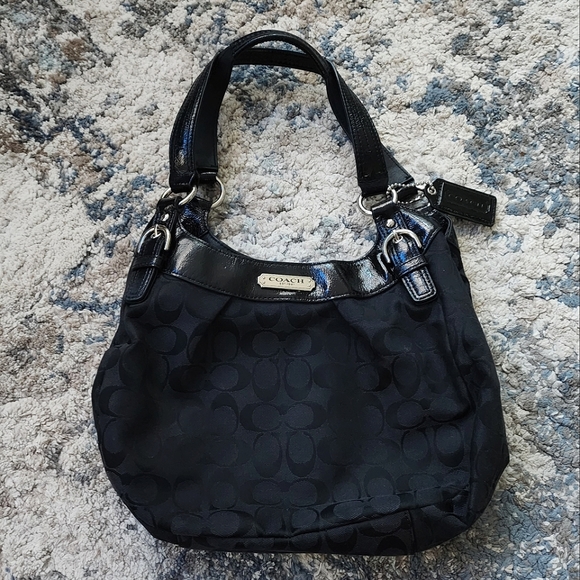 Coach Handbags - Coach C Monogram Soho Black Shoulder Bag Purse Purple Lining Silver Hardware EUC